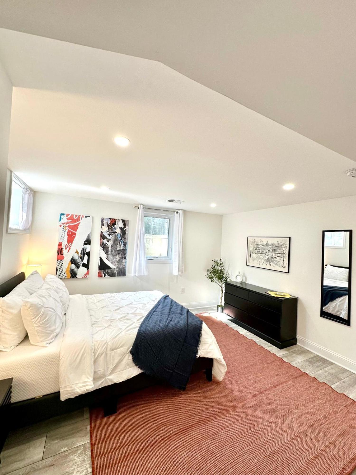 شقة Stylish 1 Bed - 5 Min Walk To Metro, Free Parking! واشنطن المظهر الخارجي الصورة