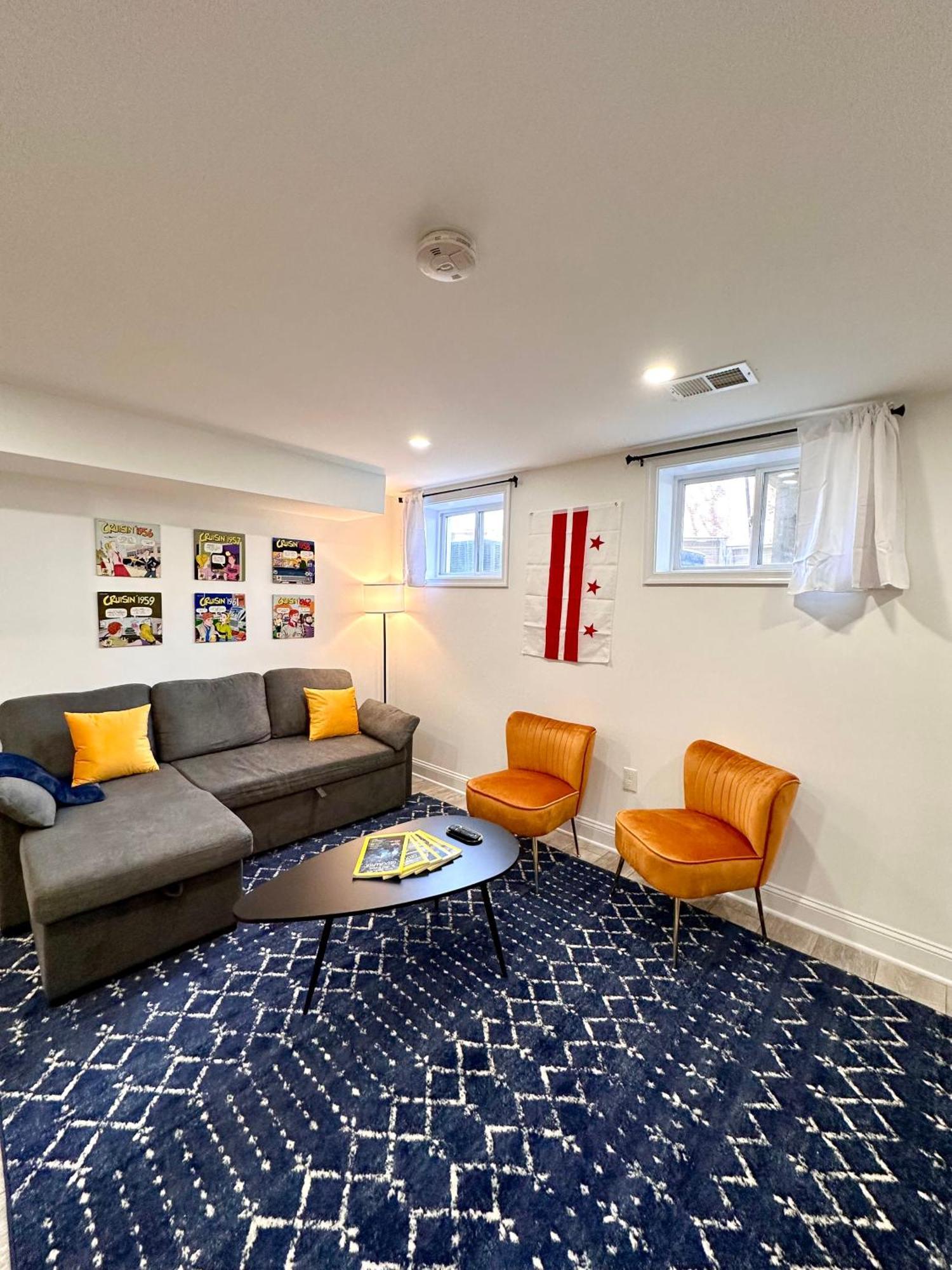 شقة Stylish 1 Bed - 5 Min Walk To Metro, Free Parking! واشنطن المظهر الخارجي الصورة